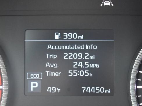 Certified 2022 Kia Telluride EX w/ EX Premium Package AWD/4WD image 16