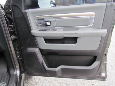 Used 2017 RAM 1500 Big Horn image 18