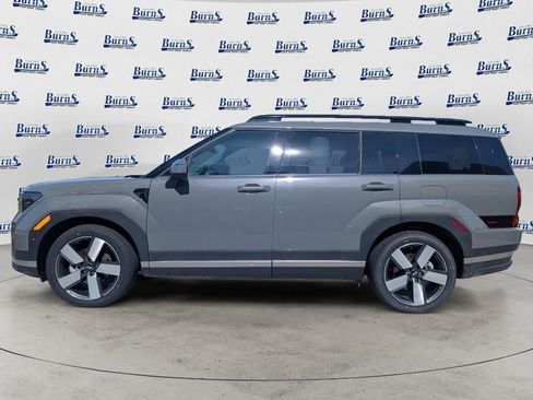 Used 2024 Hyundai Santa Fe Limited FWD image 5