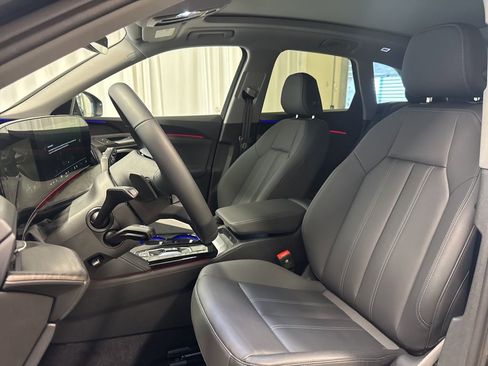 Certified 2025 Audi Q5 Premium w/ Convenience Package image 8