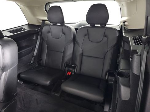 Used 2023 Volvo XC90 B6 Plus w/ Protection Package Premier AWD/4WD image 32
