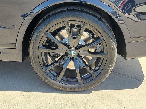 Used 2027 BMW X7 M60i w/ M Sport Professional Package AWD/4WD image 10