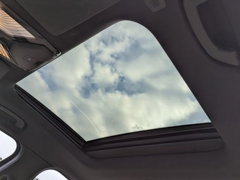 Used 2019 BMW 330i Sedan image 20