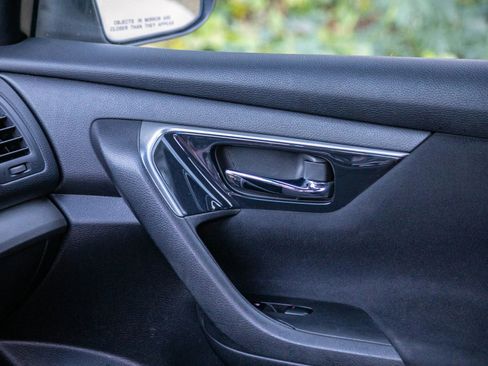 Used 2014 Nissan Altima 2.5 S image 29