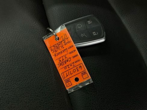 Used 2020 Cadillac XT5 Luxury image 41