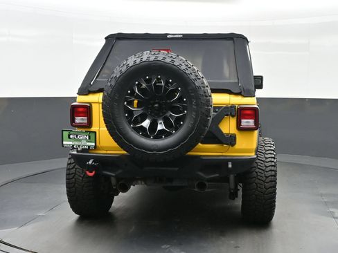 Used 2021 Jeep Wrangler Unlimited Rubicon AWD/4WD image 7