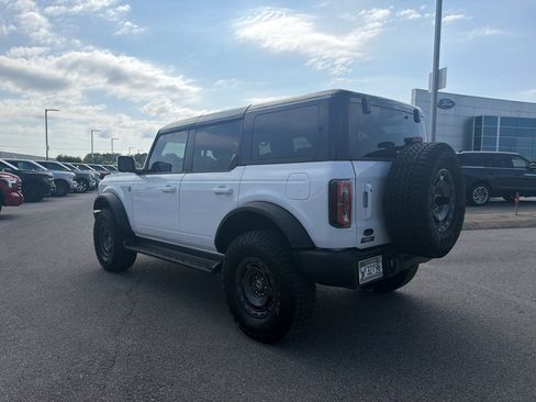 Certified 2025 Ford Bronco Outer Banks w/ Sasquatch Package AWD/4WD image 7