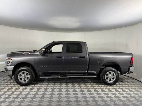 Used 2025 RAM 2500 Big Horn AWD/4WD image 11