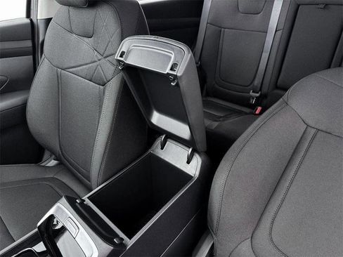 New 2026 Hyundai Tucson SE image 18