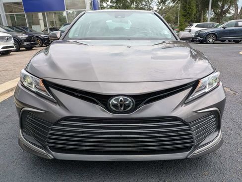 Used 2022 Toyota Camry LE FWD image 9