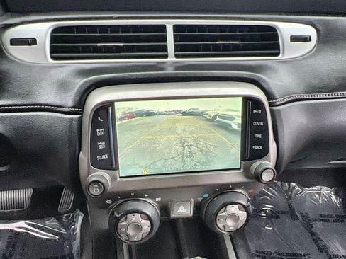 Used 2015 Chevrolet Camaro LT w/ 1LT Preferred Package image 19