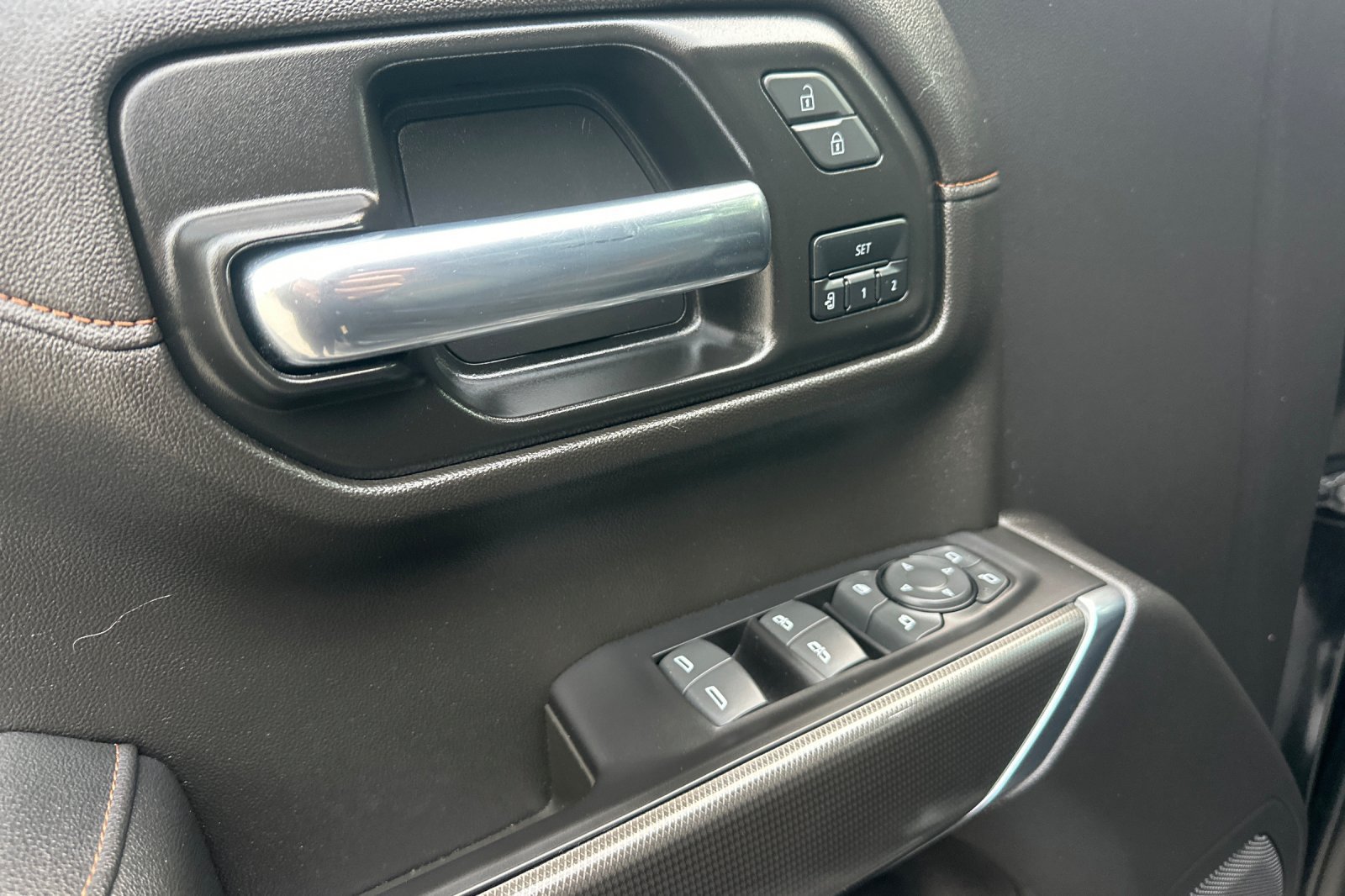 Used 2021 GMC Sierra 1500 AT4 AWD/4WD image 11