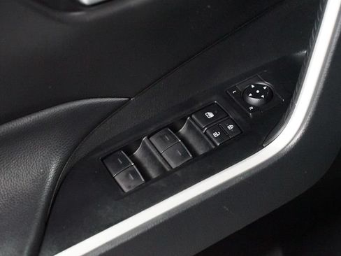 Used 2025 Toyota RAV4 XLE FWD image 31