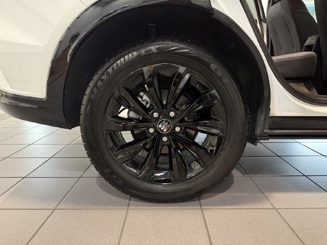 Used 2024 Buick Envista Sport Touring w/ Convenience I Package FWD image 9