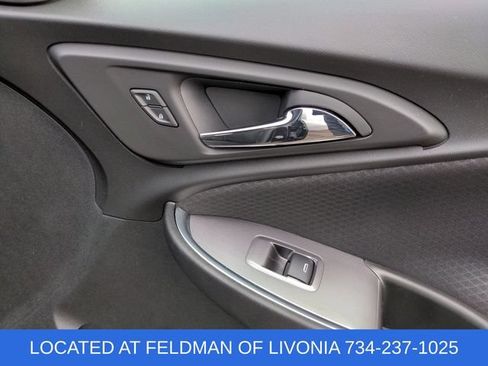 Used 2020 Chevrolet Malibu LT FWD image 34