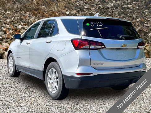Used 2022 Chevrolet Equinox LS FWD image 10