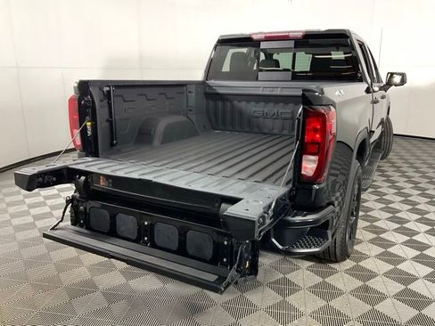 Used 2022 GMC Sierra 1500 Elevation w/ Elevation Premium Package image 36