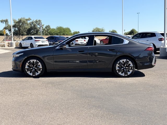 Used 2026 BMW 540i xDrive w/ Premium Package AWD/4WD image 9