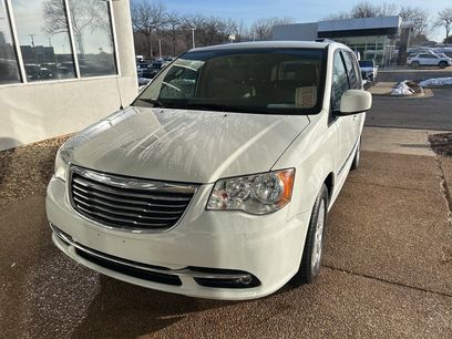 Used 2016 Chrysler Town & Country Touring