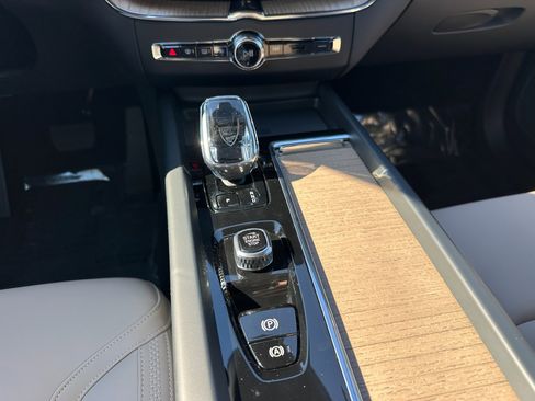 New 2026 Volvo XC60 B5 Plus w/ Protection Package Premier image 13