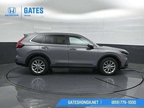 Used 2024 Honda CR-V EX-L image 3