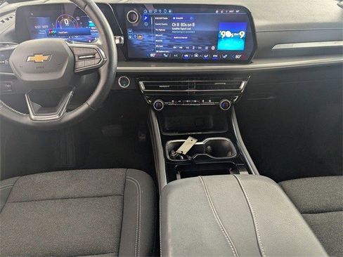 Certified 2024 Chevrolet Traverse LT image 21