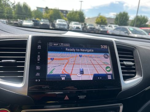Used 2018 Honda Pilot Elite image 22