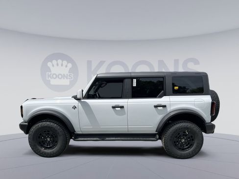 New 2026 Ford Bronco Outer Banks w/ Sasquatch Package AWD/4WD image 2