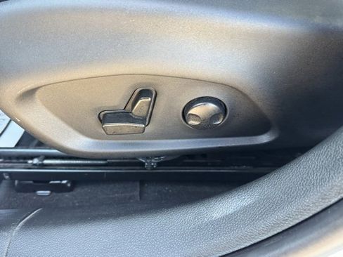 Certified 2022 Jeep Compass Limited image 10