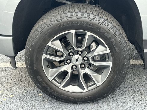 Certified 2025 Chevrolet Silverado 1500 RST w/ Convenience Package II image 13