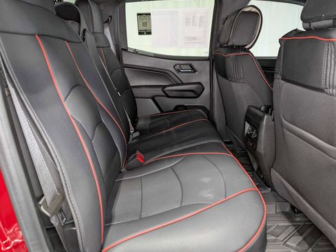 Used 2024 GMC Canyon Elevation w/ Convenience Package image 38