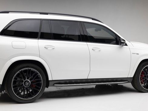 Used 2021 Mercedes-Benz GLS 63 AMG 4MATIC image 35