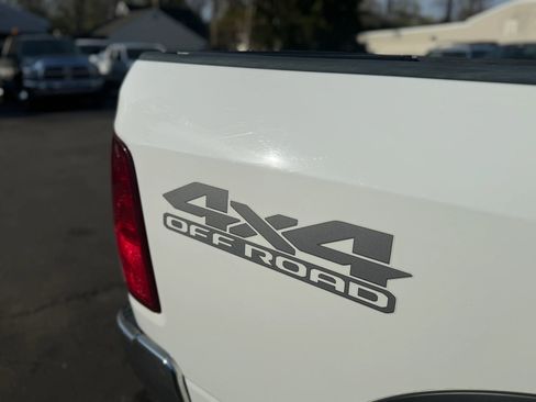 Used 2018 RAM 2500 Tradesman w/ Chrome Appearance Group image 12