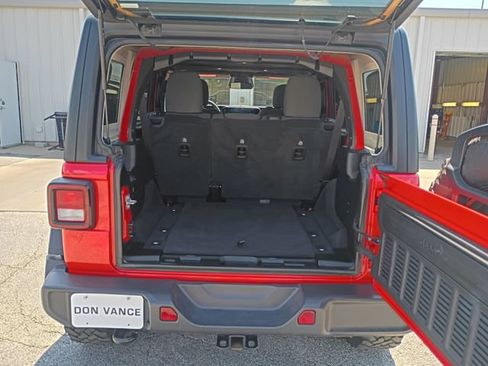 Used 2025 Jeep Wrangler Unlimited Sport AWD/4WD image 22