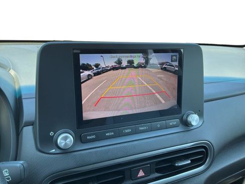Used 2023 Hyundai Kona SE w/ Cargo Package FWD image 13