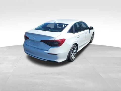 Used 2023 Honda Civic LX image 9