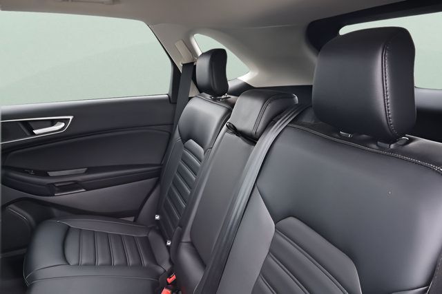 Used 2023 Ford Edge SEL w/ Convenience Package AWD/4WD image 13