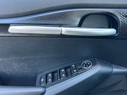 Used 2024 Kia Seltos LX image 11