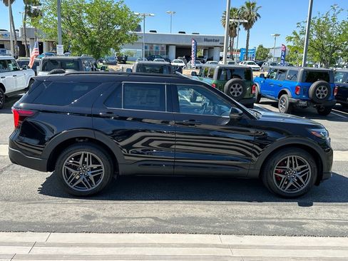 New 2026 Ford Explorer ST w/ Sun And Sound Package AWD/4WD image 9