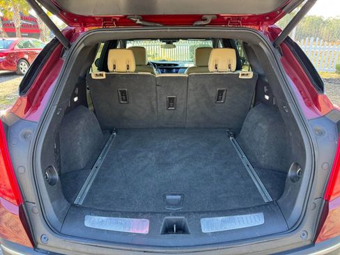 Used 2017 Cadillac XT5 Luxury w/ Driver Awareness Package image 13