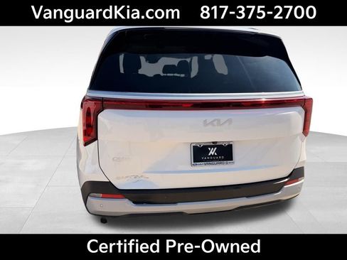 Certified 2025 Kia Carnival EX image 3