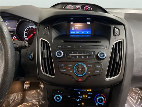 Used 2016 Ford Focus ST image 15