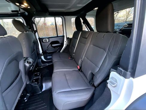 Used 2020 Jeep Wrangler Unlimited Sport S image 19