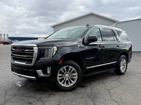 Used 2021 GMC Yukon SLT w/ SLT Premium Package image 4