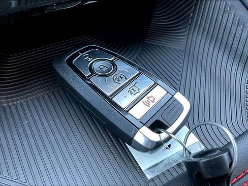 New 2026 Ford Explorer ST-Line w/ ST-Line Street Pack image 36