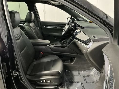 Used 2023 Cadillac XT6 Premium Luxury AWD/4WD image 29