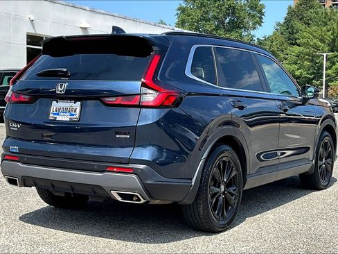 Used 2023 Honda CR-V Sport Touring image 2