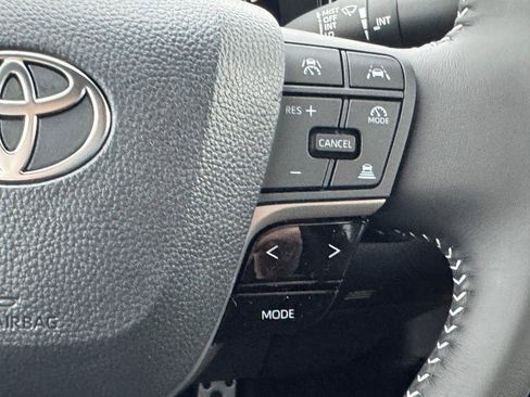 New 2026 Toyota Camry Hybrid image 14