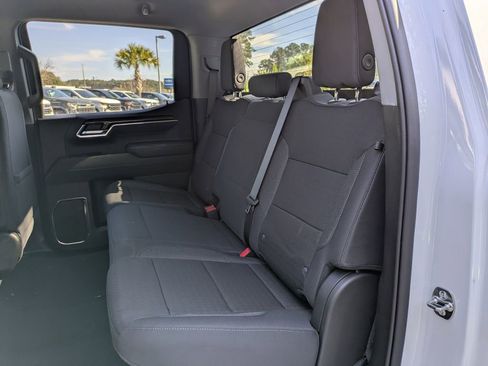 New 2026 Chevrolet Silverado 1500 LT image 14