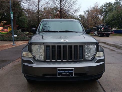 Used 2012 Jeep Liberty Sport w/ Popular Equipment Group image 8